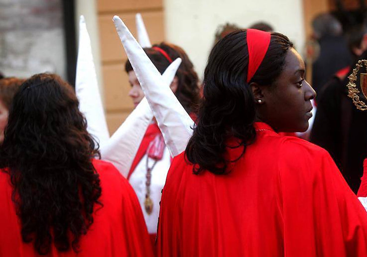 Imagen de archivo de una procesión de Semana Santa de Jueves Santo en Valencia