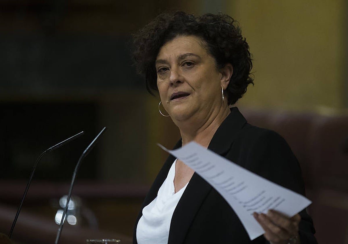 La diputada de ERC, Pilar Vallugera, en el Congreso de los Disputados