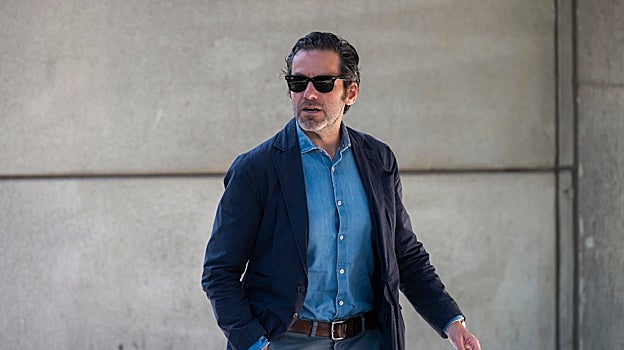 El portavoz de campaña del PP, Borja Sémper, a su llegada a la capilla ardiente