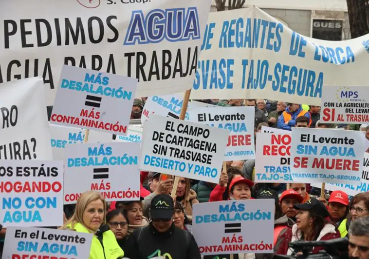 Los regantes del trasvase Tajo-Segura desmienten a la ministra Ribera sobre un acuerdo de caudales ecológicos: «Es visceral y autoritaria»
