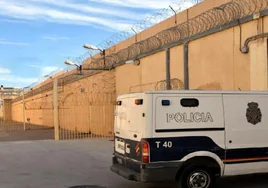 Pelea multitudinaria entre presos marroquíes y argelinos en la cárcel de Almería