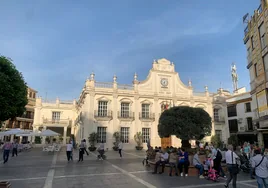 La reforma de la plaza de España y José Solís de Cabra comienza en mayo