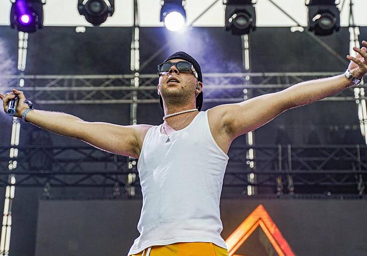 Quevedo durante un concierto