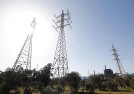 La Junta de Andalucía espera una respuesta de Endesa para repotenciar la línea eléctrica del norte de Córdoba