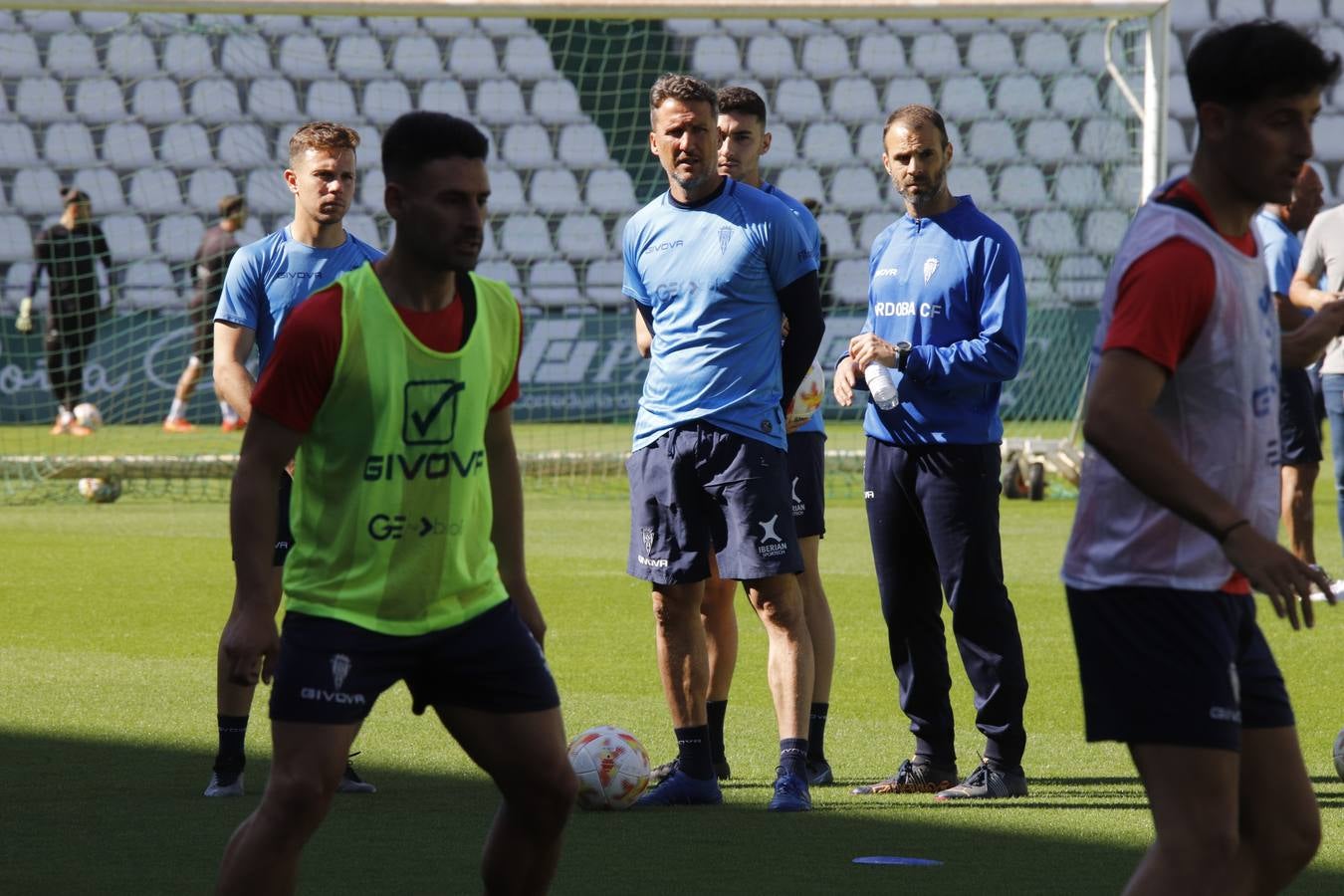 El primer entrenamiento de Manuel Mosquera al frente del Córdoba CF, en imágenes