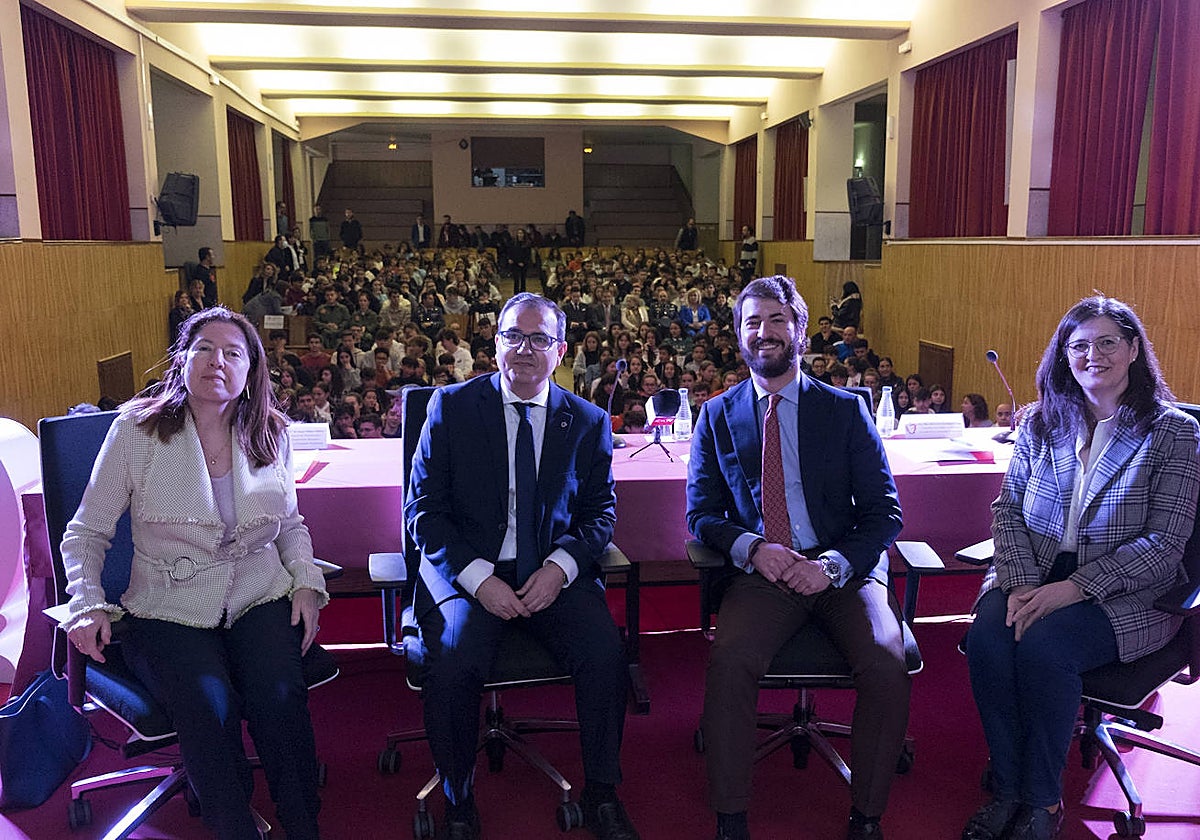 García-Gallardo, durante las jornadas ayer en el Colegio San Agustín de Salamanca