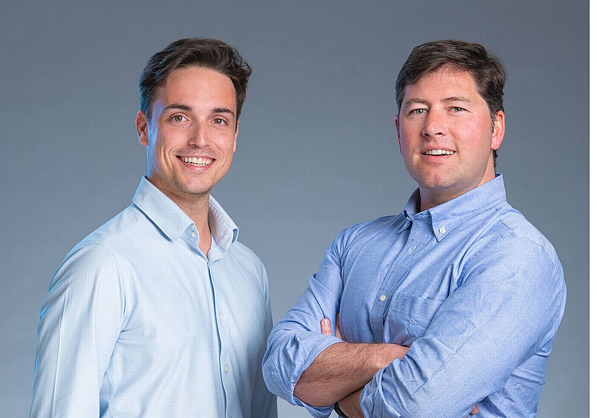 Imagen de los responsables de la compañía