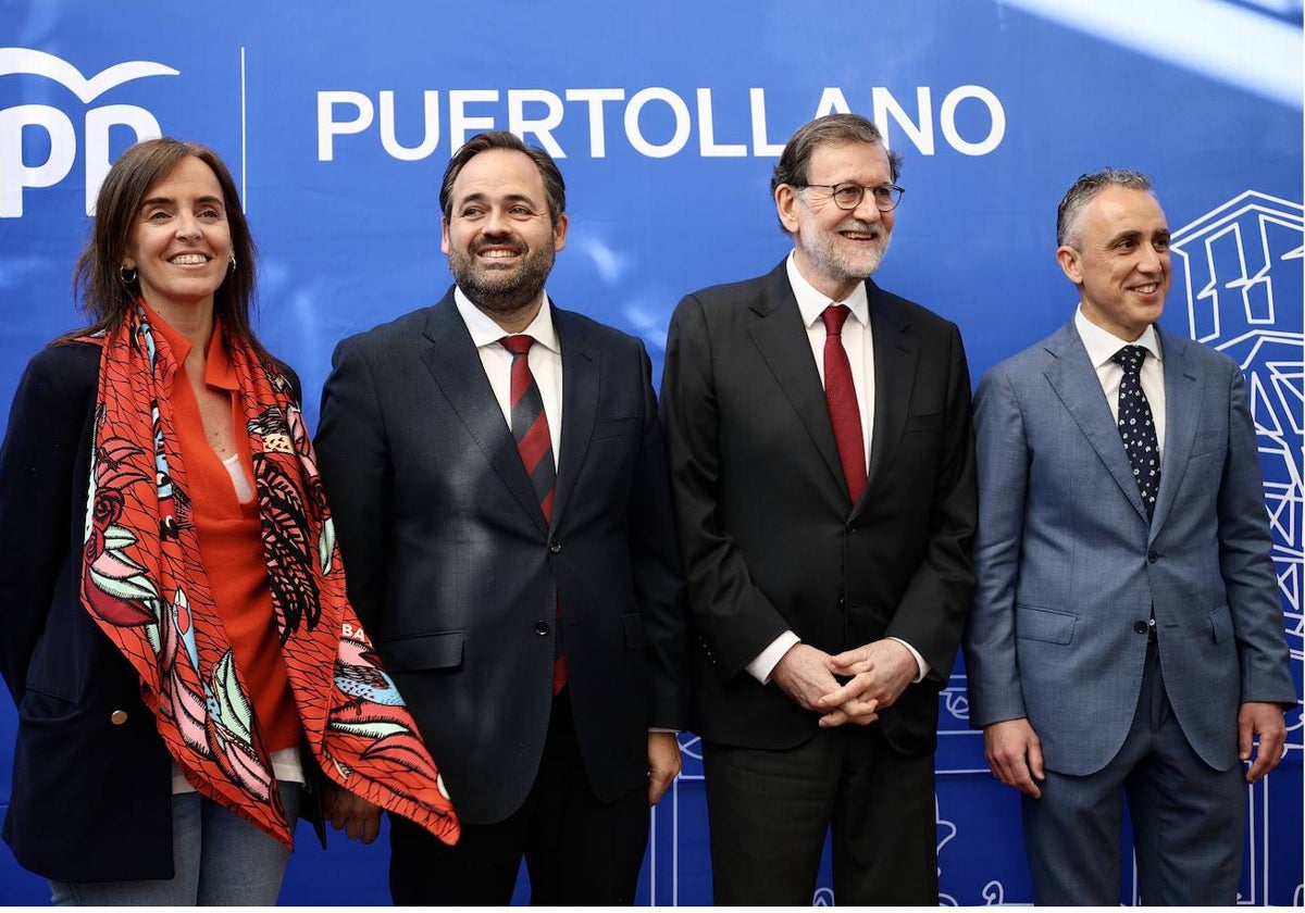 Mariano Rajoy, en Puertollano, entre Paco Núñez y Miguel Ángel Ruiz