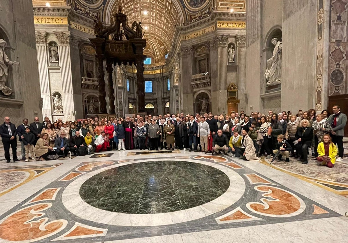 Grupo de peregrinos de la Fundación Madre de la Esperanza recibidos por el Papa en el Vaticano