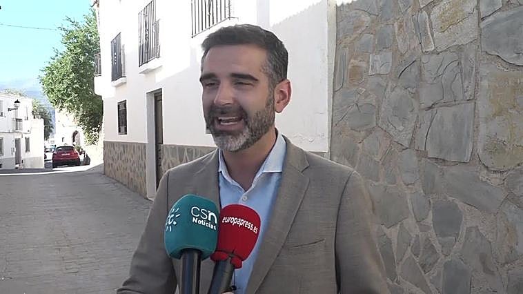 Fernández-Pacheco a Espadas sobre Doñana: "Andalucía no puede ser el campo de batalla de Sánchez"