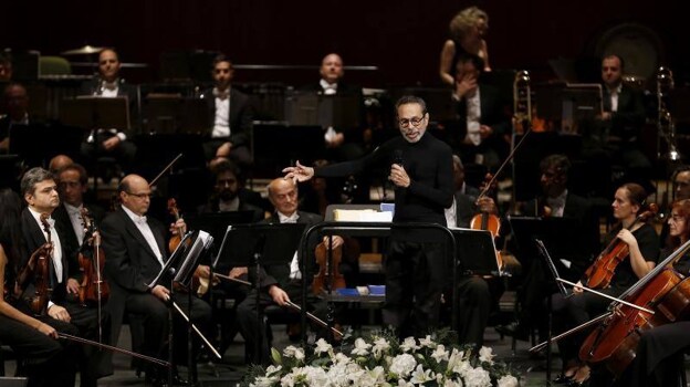 Concieto 25 Aniversario de la Orquesta de Córdoba con Leo Bauwer como director