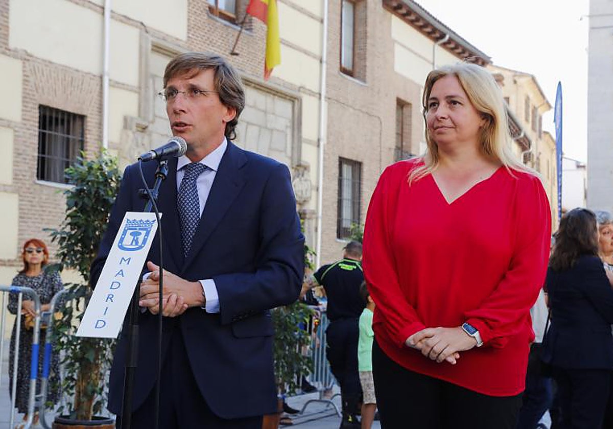 José Luis Martínez-Almeida junto a Inmaculada Sanz en un acto reciente