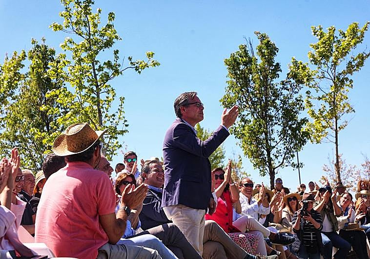 Alfonso Serrano irá de 'número dos' en la lista electoral de Ayuso a la Asamblea de Madrid
