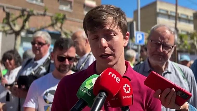 Rubiño (Más Madrid) critica los "3 millones soterrados para la empresa del hermano de Carabante"