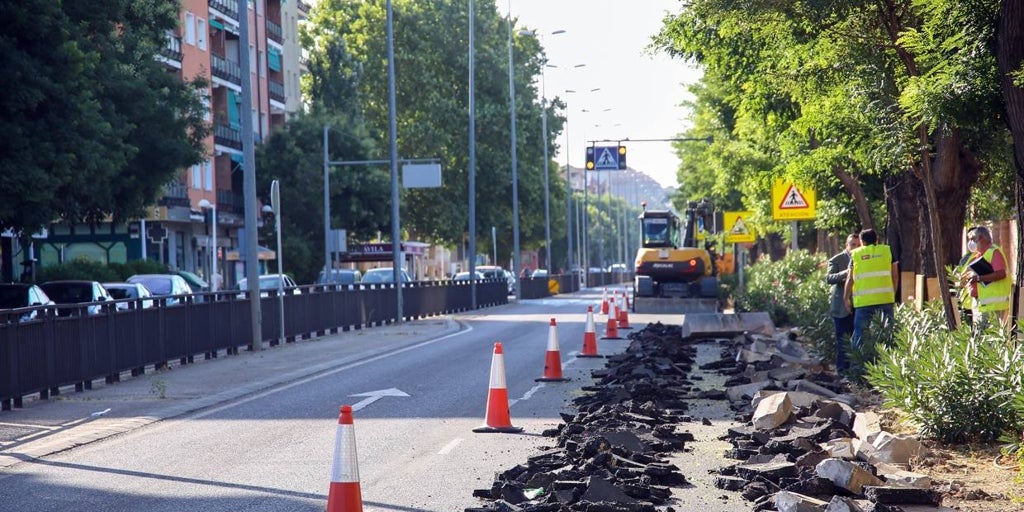 Cortes puntuales entre el 18 y el 27 de abril por obras de asfaltado de la avenida de Barber