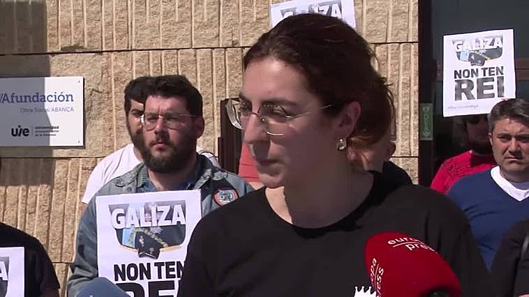 Galiza Nova censura la "complicidad" del Gobierno a la visita del rey emérito a Sanxenxo