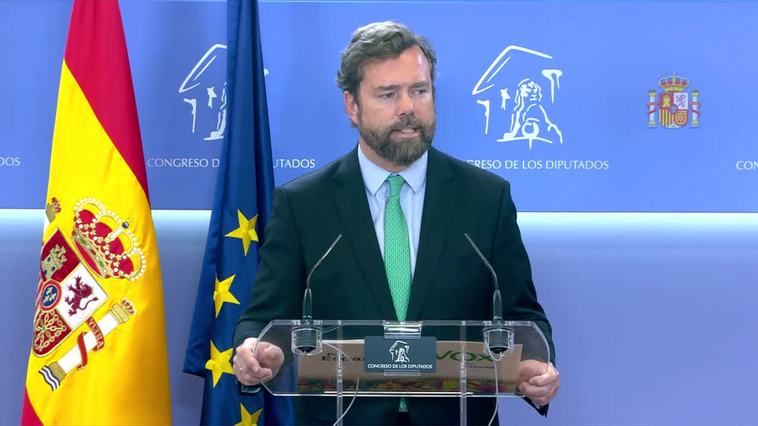 Vox quita importancia a las dimisiones en Cantabria
