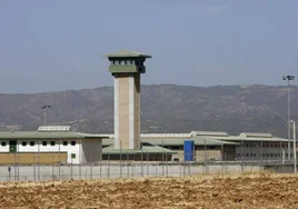 Dos presos violan a un compañero de celda en la prisión de Córdoba y se enfrentan a 26 años de prisión