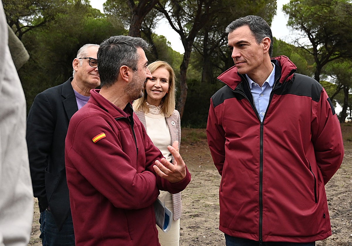 Pedro Sánchez en la visita que hizo a Doñana el año pasado