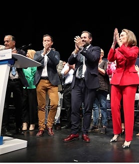 Imagen secundaria 2 - Núñez: «A cada insulto del PSOE, desde el PP responderemos con una propuesta para mejorar Castilla-La Mancha»