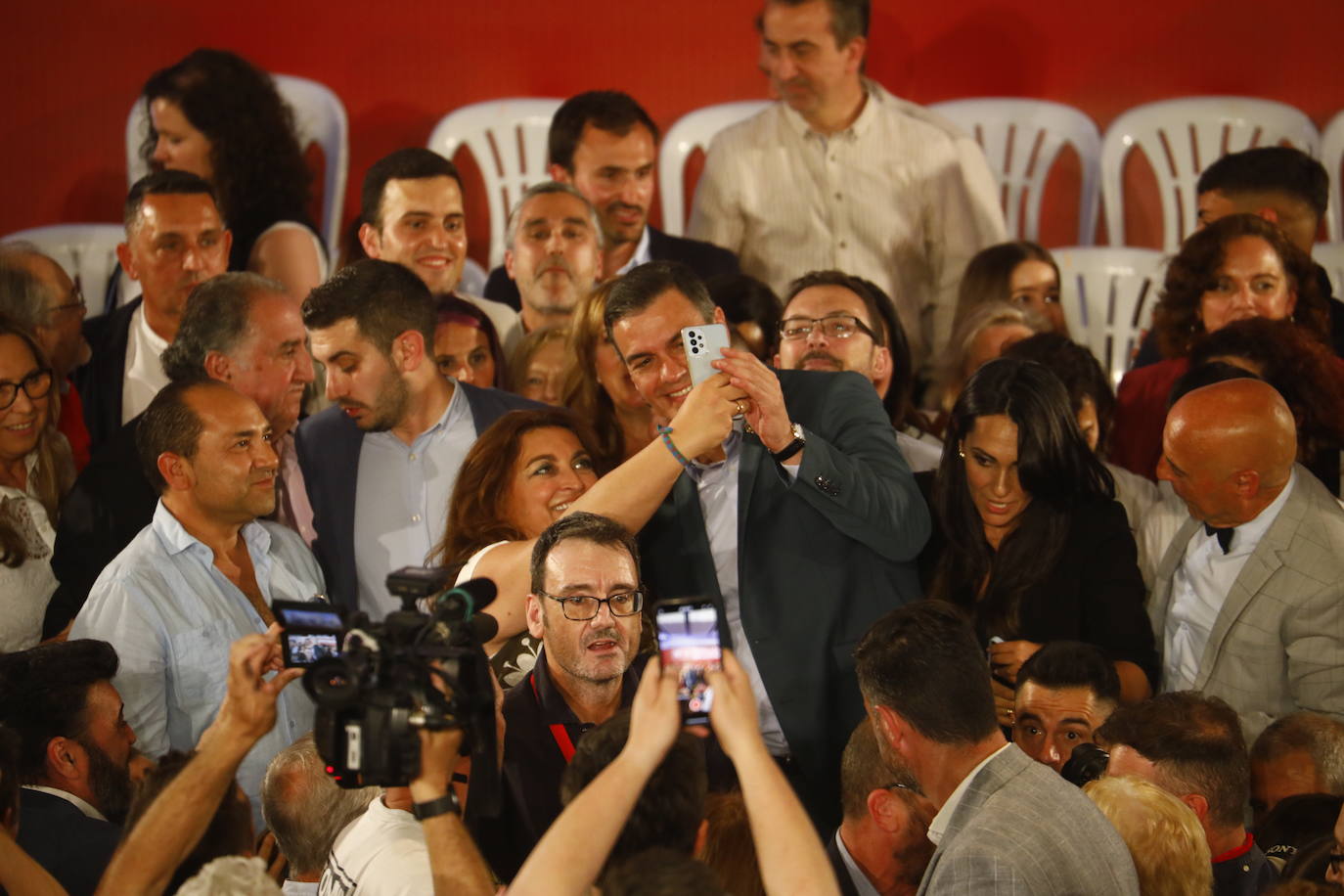 El acto de Pedro Sánchez en Córdoba, en imágenes