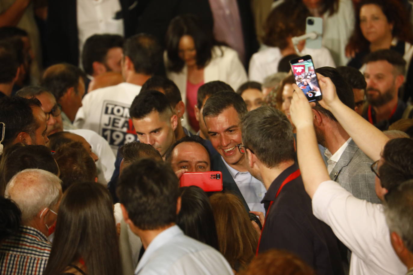 El acto de Pedro Sánchez en Córdoba, en imágenes