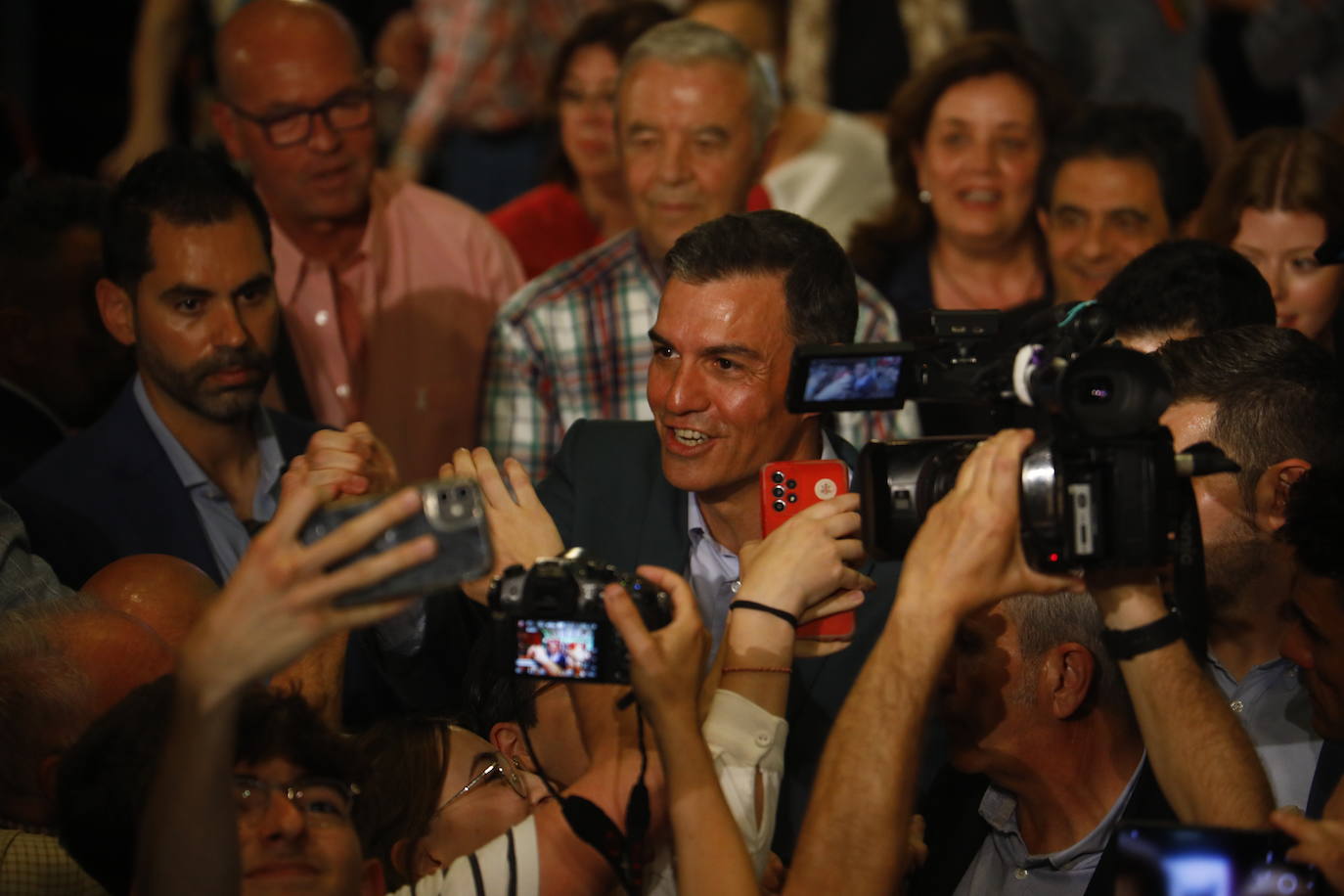 El acto de Pedro Sánchez en Córdoba, en imágenes