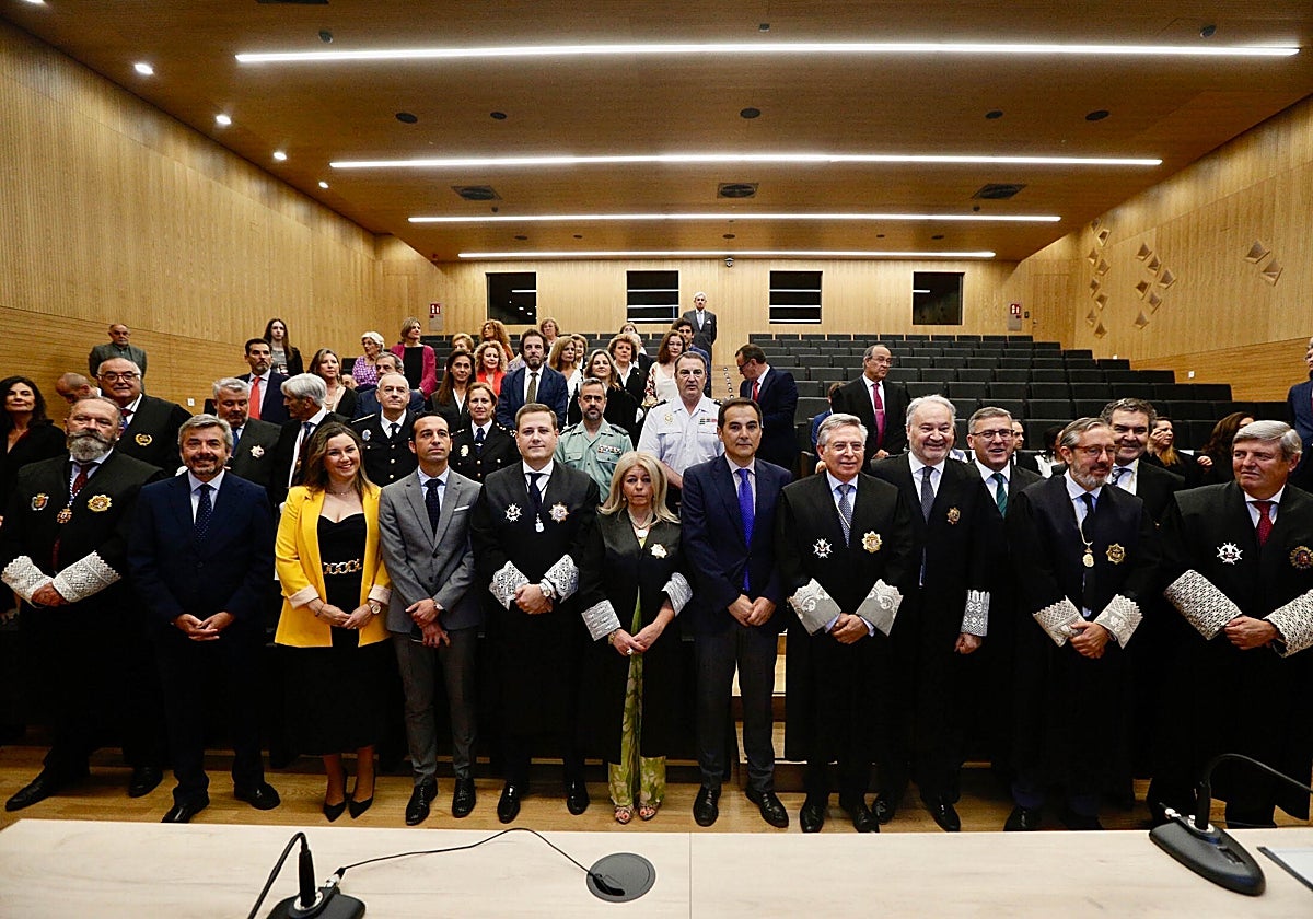 El consejero de Justicia, José Antonio Nieto, este viernes en un acto con los procuradores
