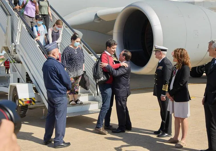 Aterriza en la base de Torrejón de Ardoz el avión militar con 72 evacuados de Sudán