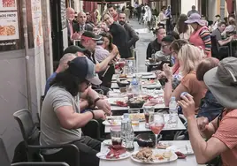 Faltan camareros para la hostelería en Andalucía, aunque hay de sobra en las listas del paro