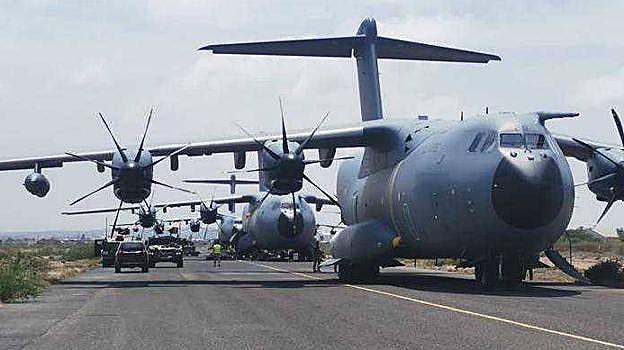 Dos aviones A400M en el operativo del Ejército español en Jartum, capital de Sudán
