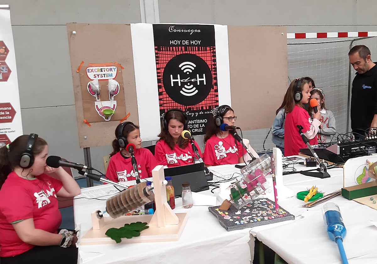 Caseta dedicada a la radio