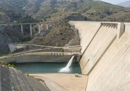 El Gobierno eterniza la solución para conducir el agua de la presa de Rules, la «piscina más grande de Europa»
