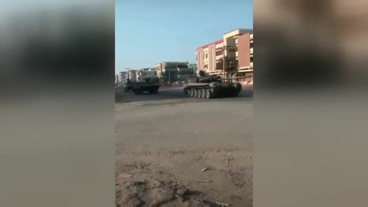 España evacúa con éxito a un centenar de personas de Sudán