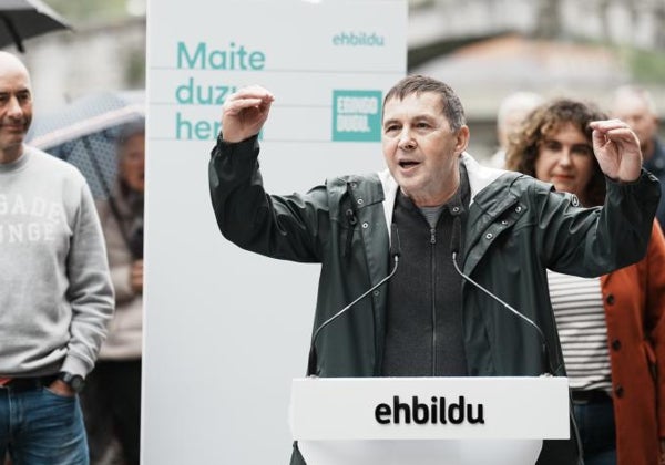 Los duros de ETA entran en campaña para marcar el paso al PNV y Bildu