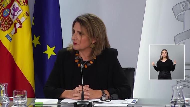 El Gobierno rebaja un 25% el IRPF para ayudar a 800.000 agricultores y ganaderos por la sequía