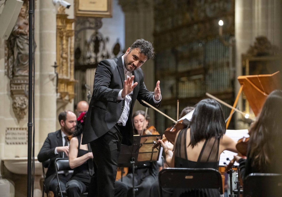 Javier Ulises Illán, durante el concierto