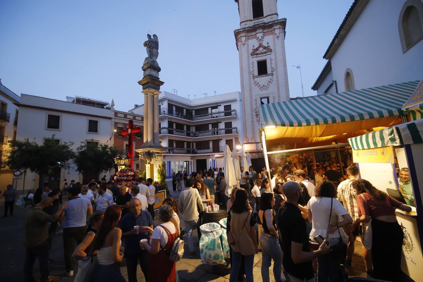 Cruces Córdoba 2023 | Ambiente de lujo en la primera noche de fiesta, en imágenes