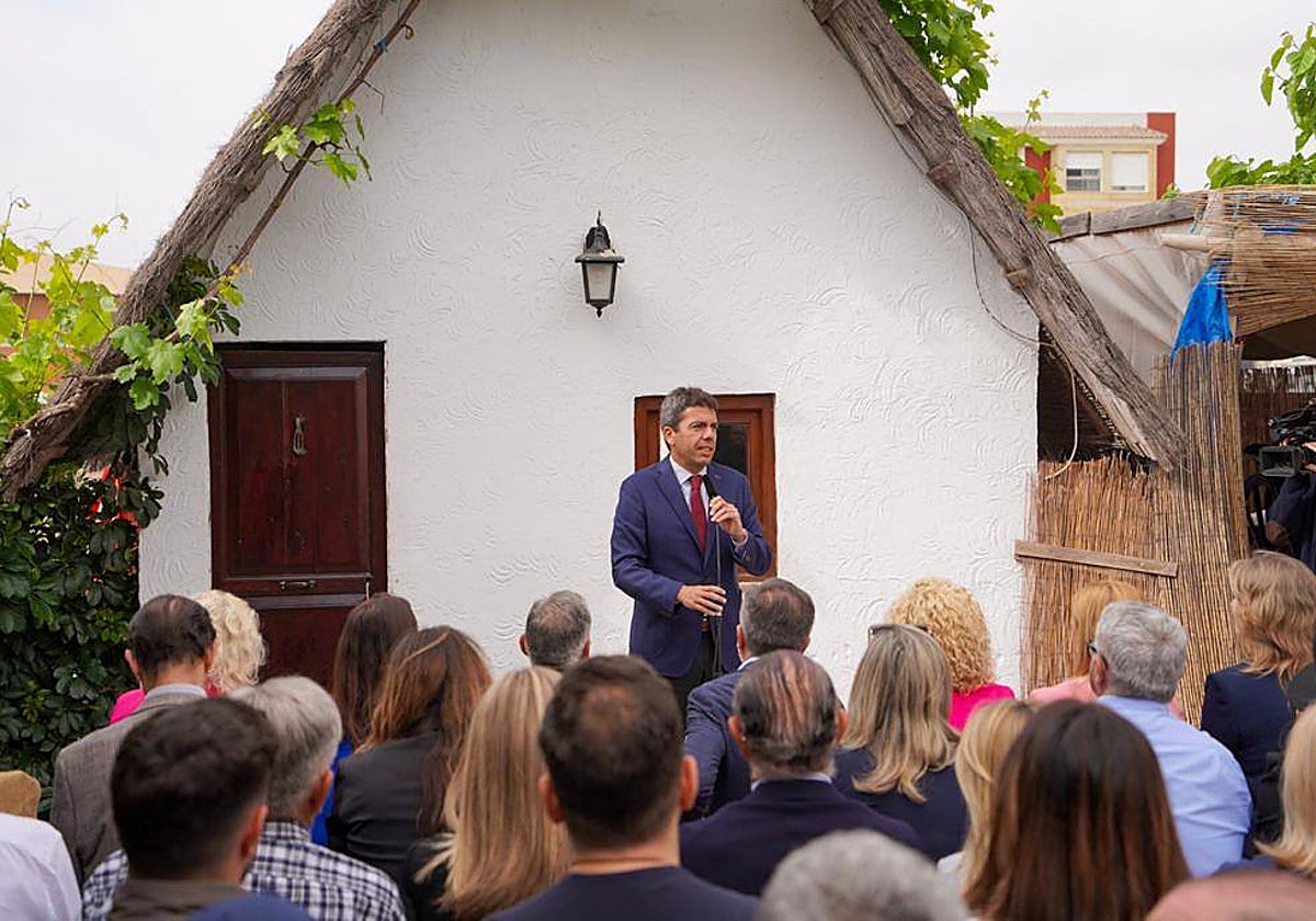 El PP valenciano lanza un programa «real» con más de 2.000 medidas: impuestos, agua y financiación