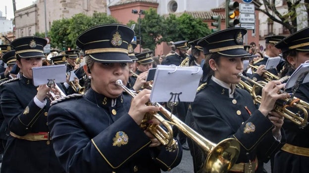 Músicos de la Salud, el Lunes Santo en Sevilla