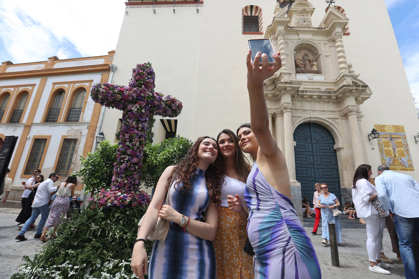El impecable ambiente de las Cruces de Córdoba, en imágenes