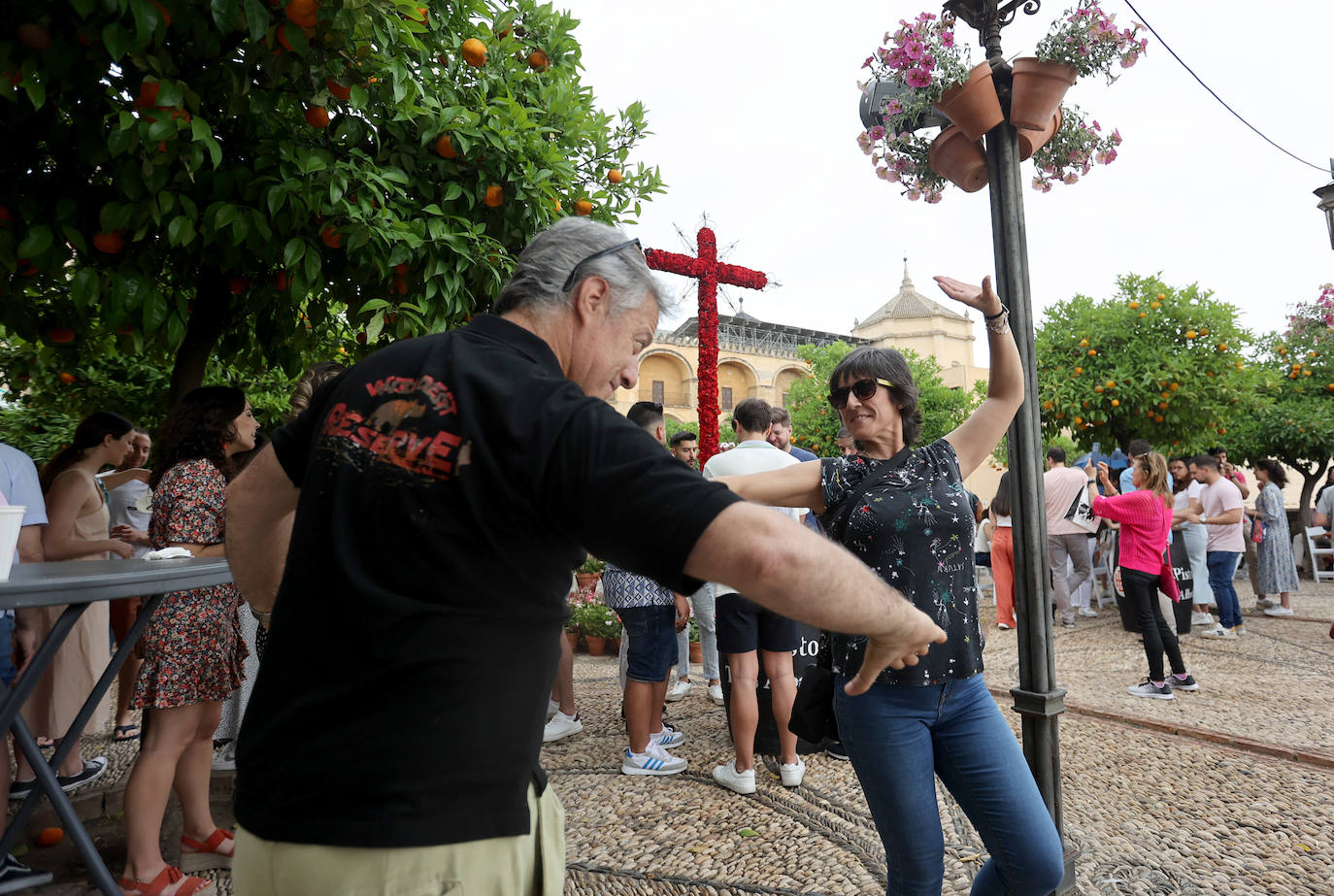 El impecable ambiente de las Cruces de Córdoba, en imágenes