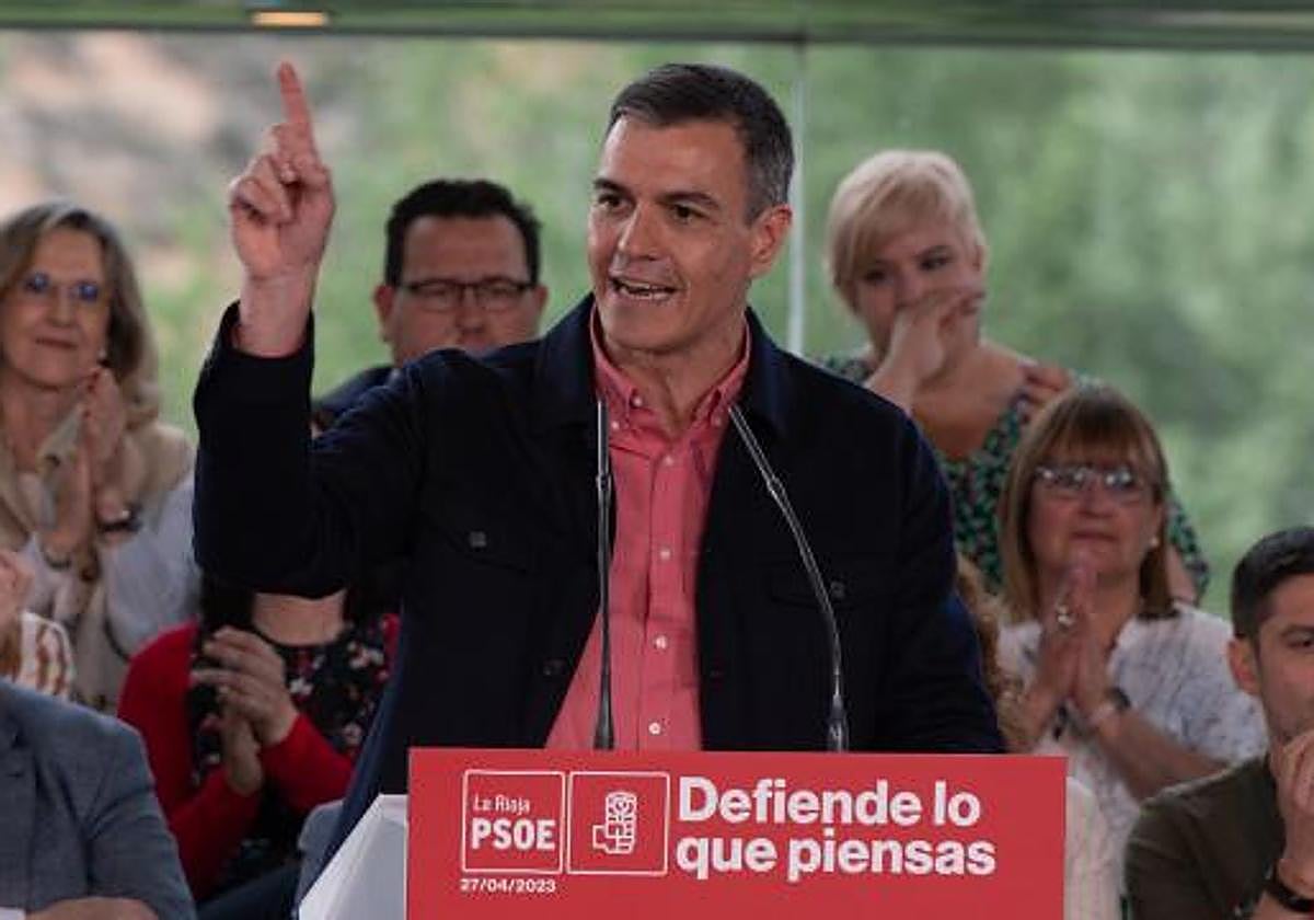 Pedro Sánchez en un acto del PSOE en Logroño este jueves