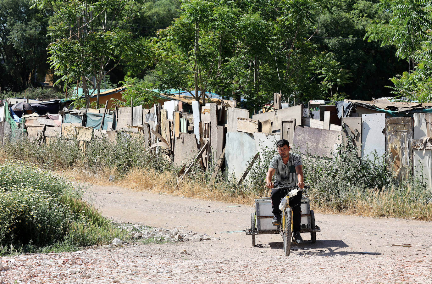 El poblado de chabolas del camino de Carbonell en Córdoba, en imágenes