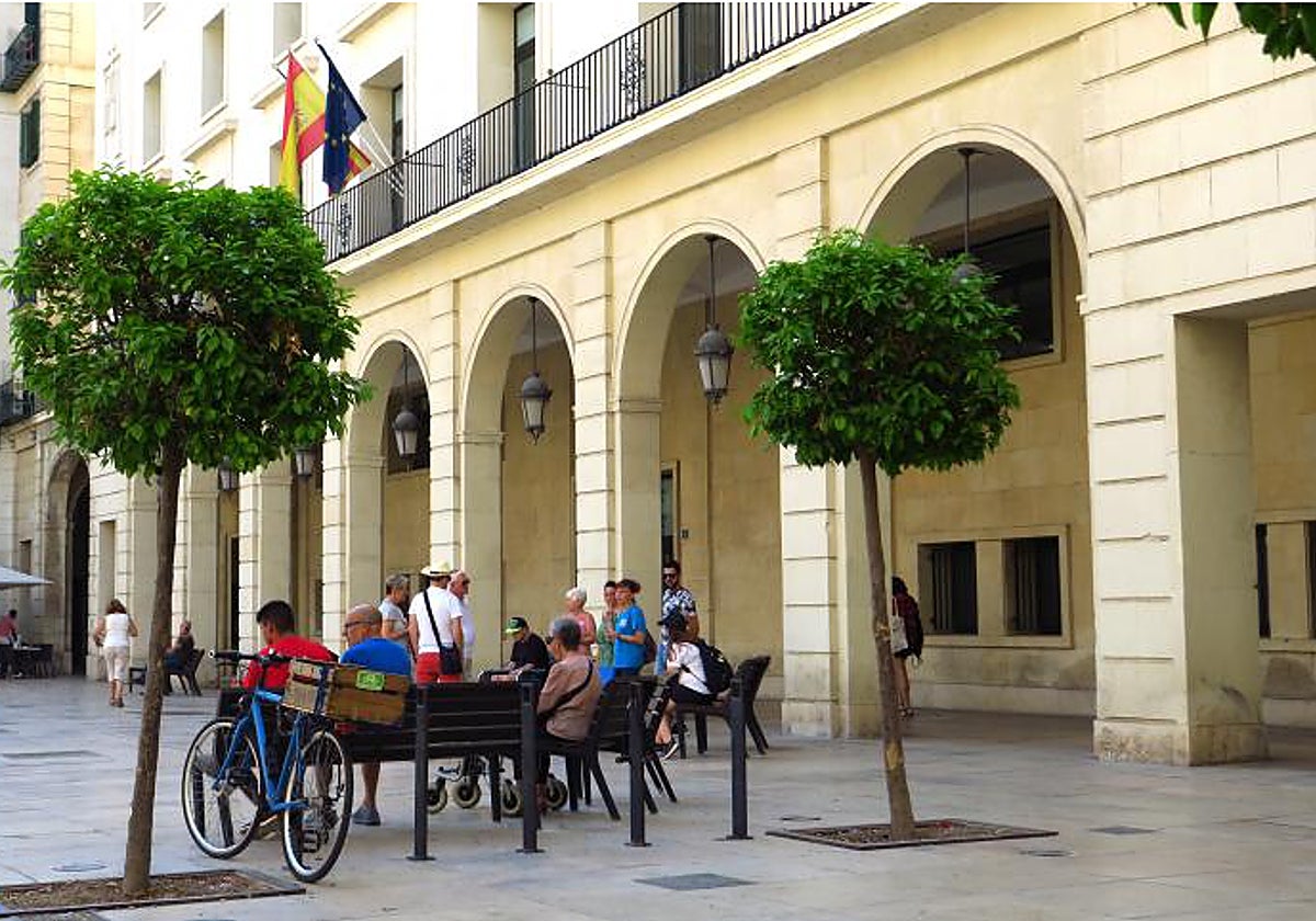 Imagen de archivo de la Audiencia Provincial de Alicante, donde se celebrará el juicio