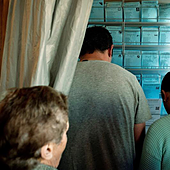 El PP, el único partido que logra presentarse en los 313 concellos