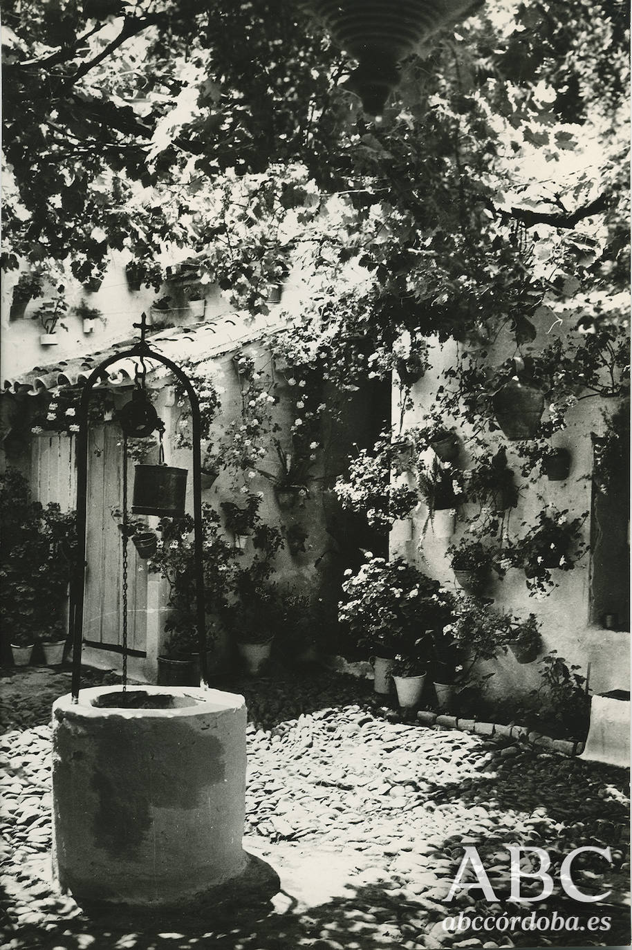 Así eran los Patios de Córdoba hace un siglo, en imágenes