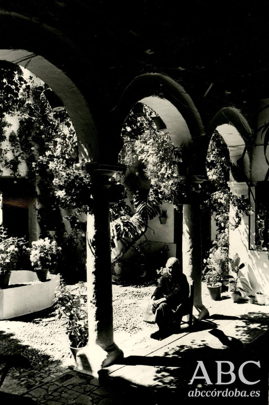 Así eran los Patios de Córdoba hace un siglo, en imágenes