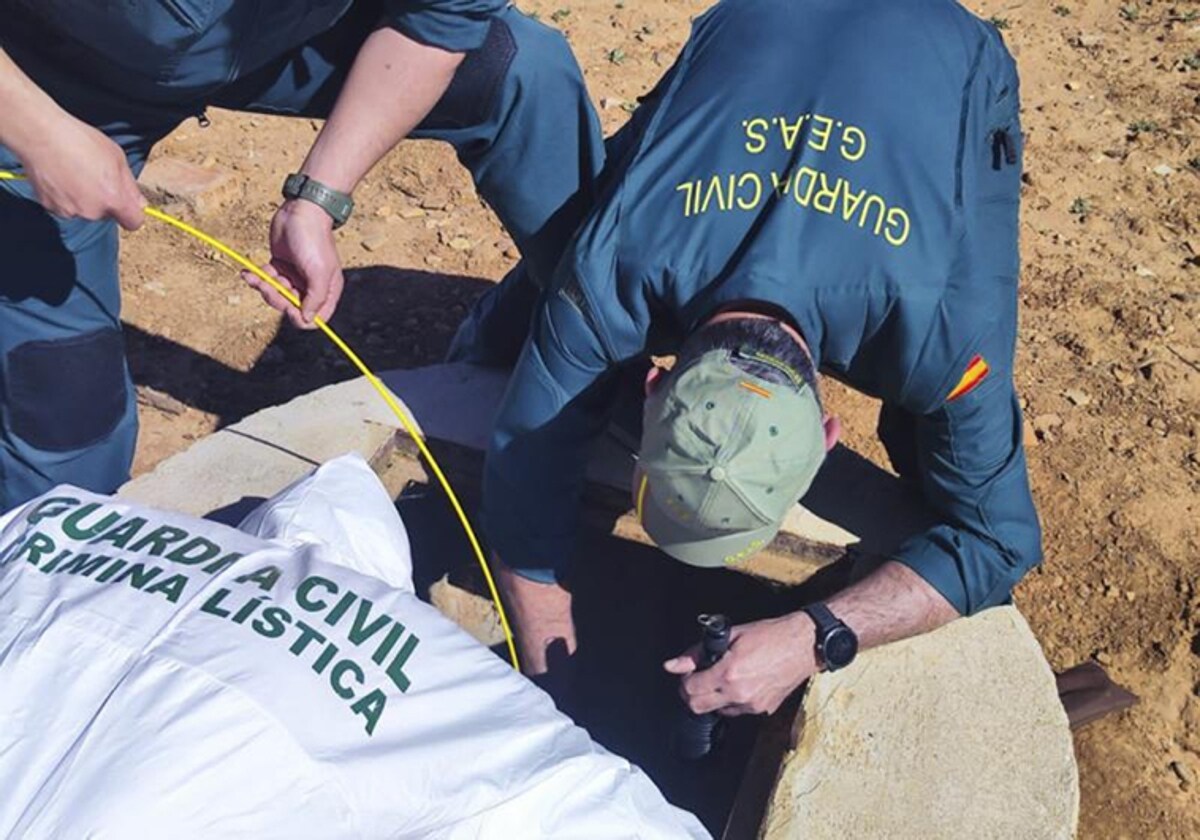 El Hermano De Isla Entregó A La Guardia Civil Un Arma De Fuego Que ...