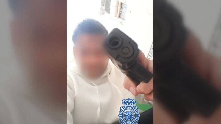 Liberada en Barcelona una joven de 18 años encerrada y torturada por su pareja